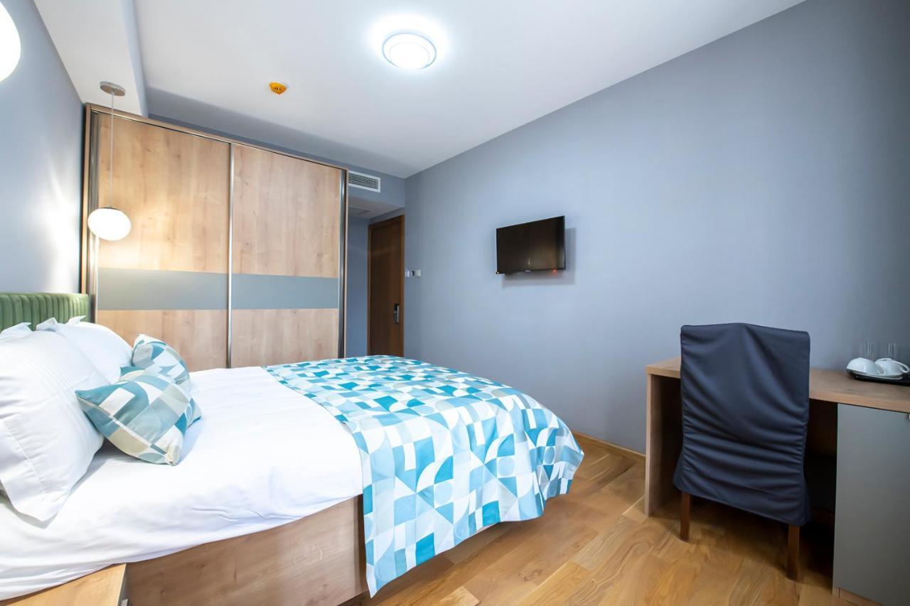 Hotel Solo Tbilisi Zewnętrze zdjęcie