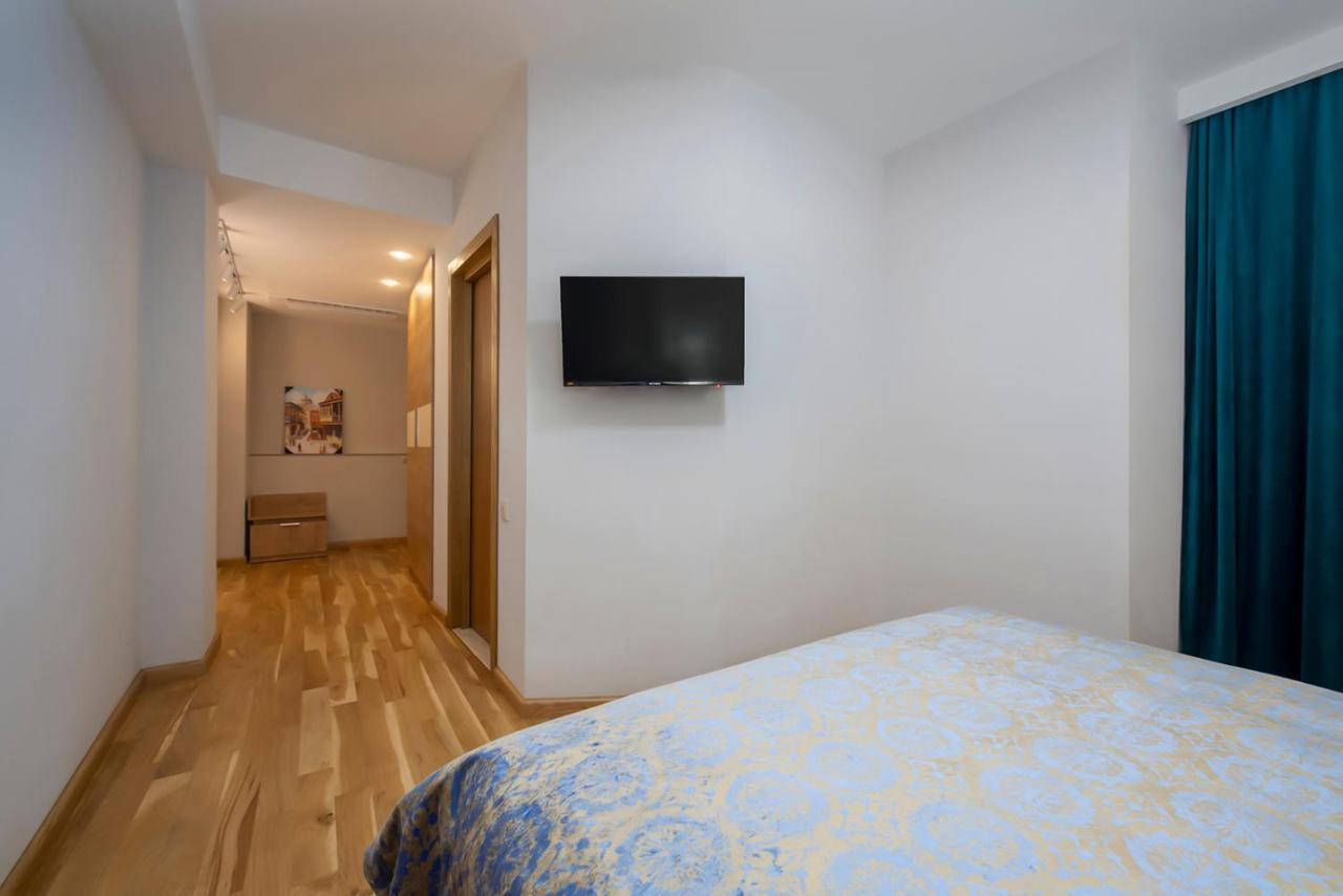 Hotel Solo Tbilisi Zewnętrze zdjęcie